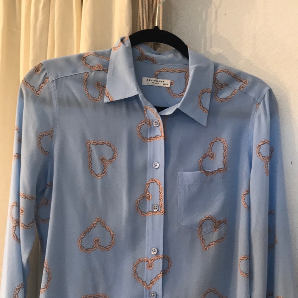 Equipment “The Essential” silk button down XS